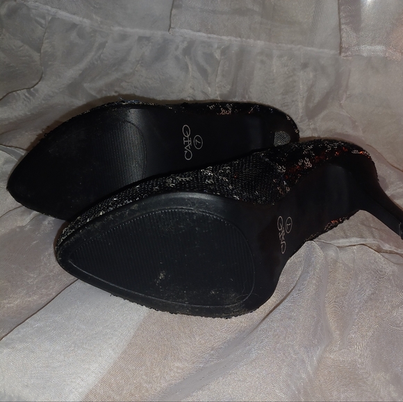 Sequin Heels - Picture 3 of 3